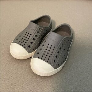 Native Grey Jefferson Shoes